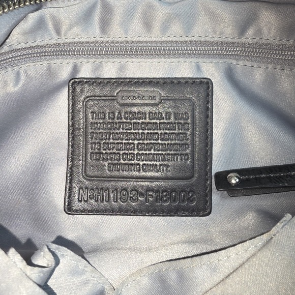 Y2K COACH Gallery Signature 3 Color Lurex Tote Bag Black/Silver No. H1193-F18003 - Picture 8 of 8